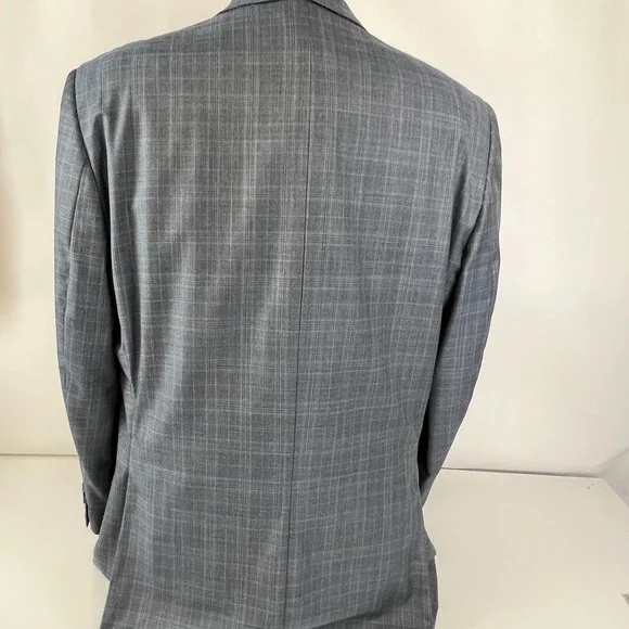 Jack Victor Loro Piana Men's Gray Super 130s‎Two Button Plaid Blazer 40
